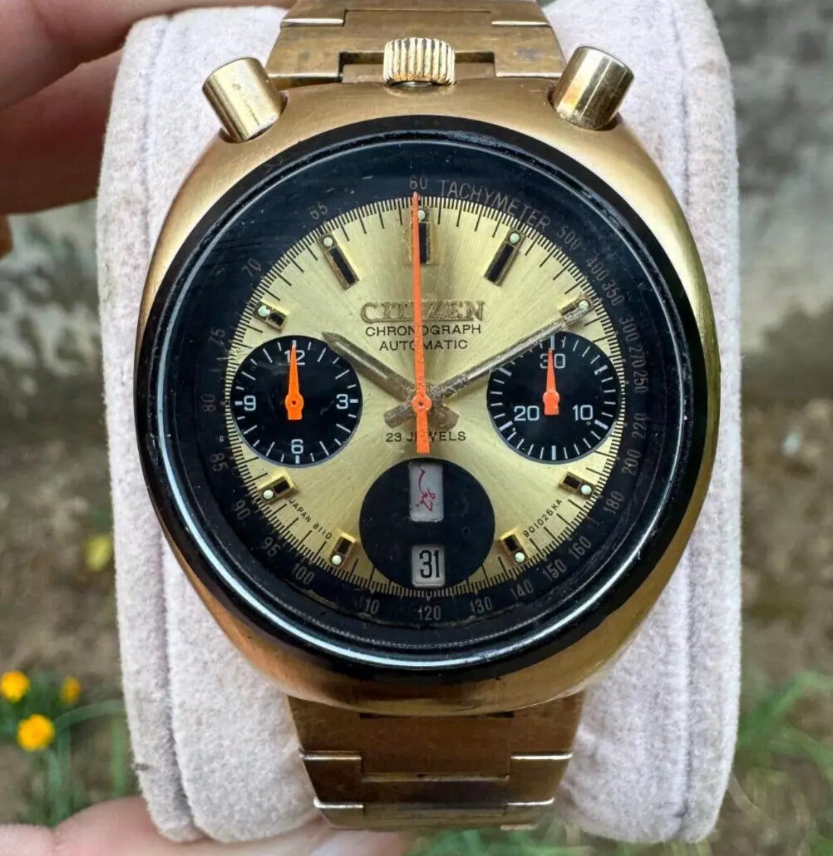 Rare Vintage Citizen Bullhead 67-9020 Chronograph Brad Pitt Gold Cal.8110 Automatic Watch