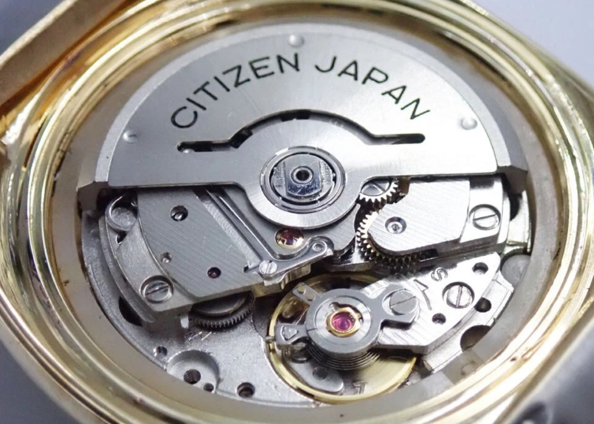 Citizen BULLHEAD 8110 Automatic Flyback Chronograph Mens Gold plated Watch