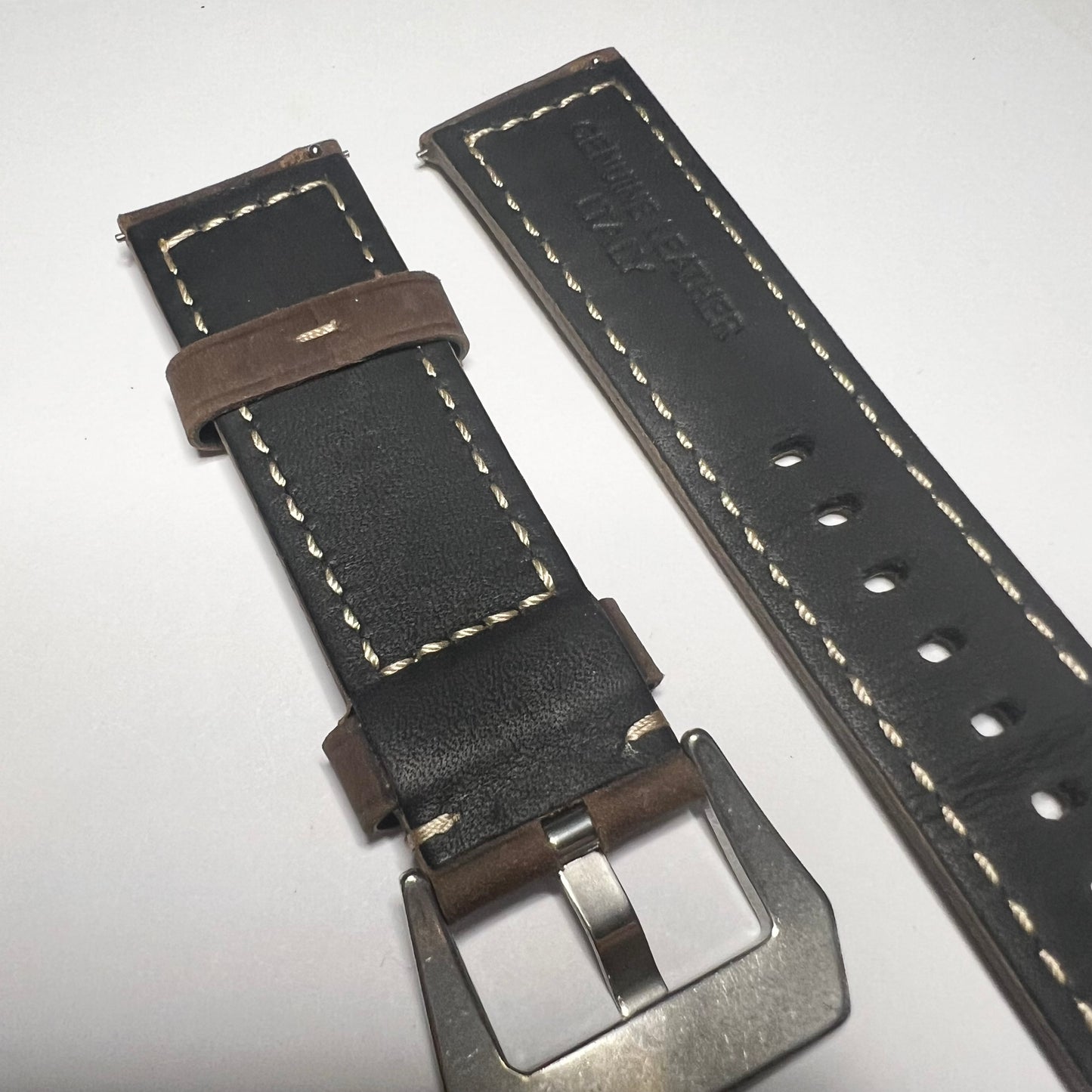 Brown Crazy Horse Leather White Stitch 24mm Quick Release Strap