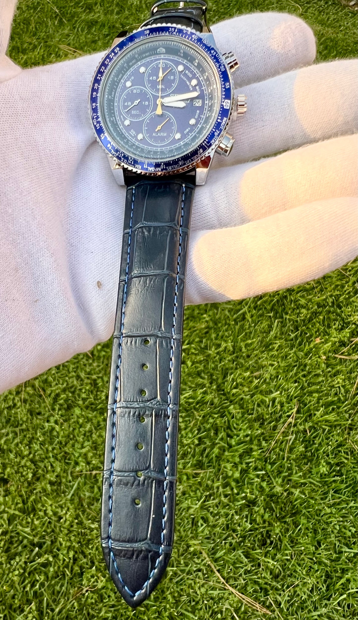 Seiko Chronograph Speedtimer 43mm Quartz Movement Black Dial Bezel Leather Watch