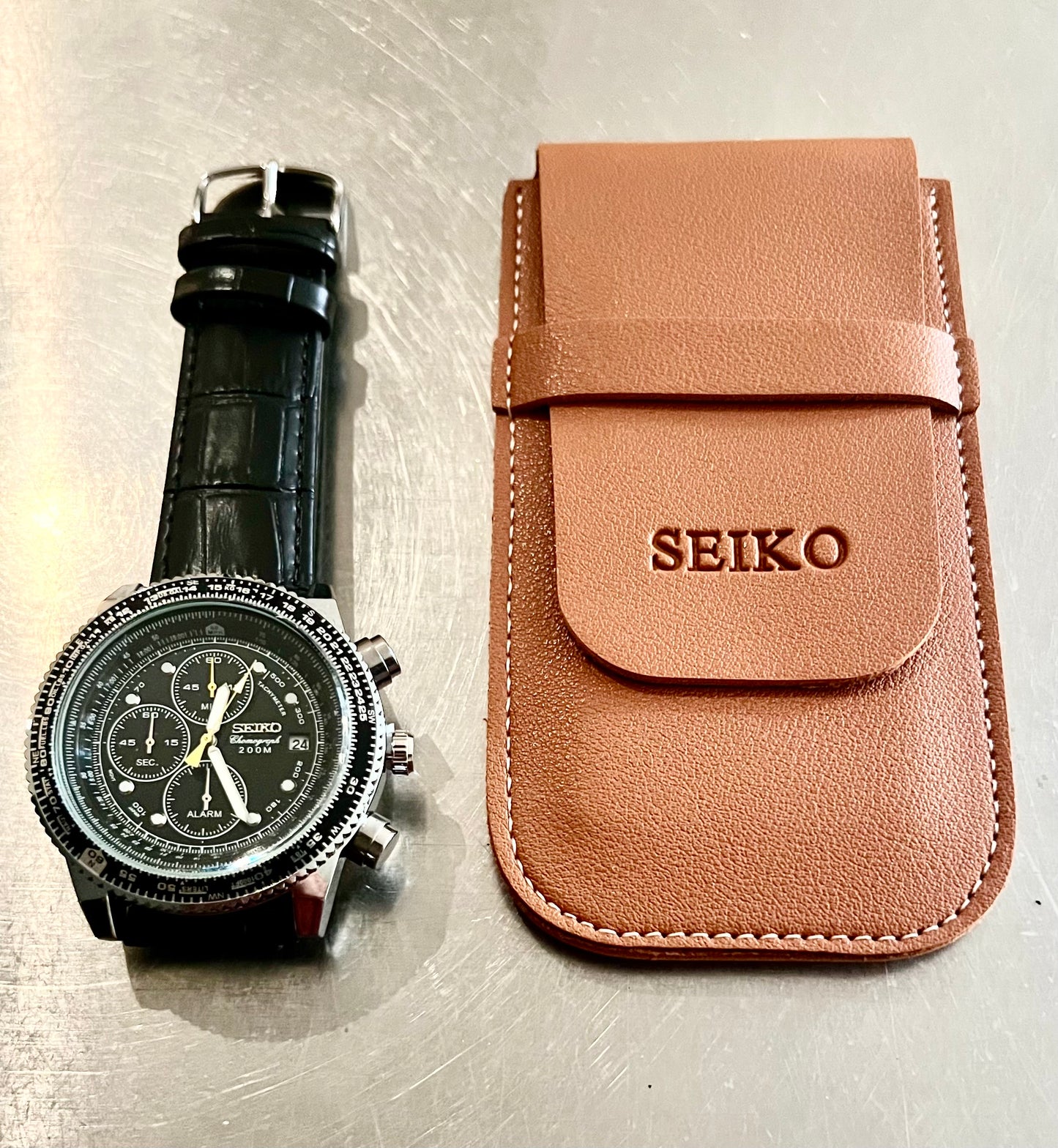 Seiko Chronograph Speedtimer 43mm Quartz Movement Black Dial Bezel Leather Watch