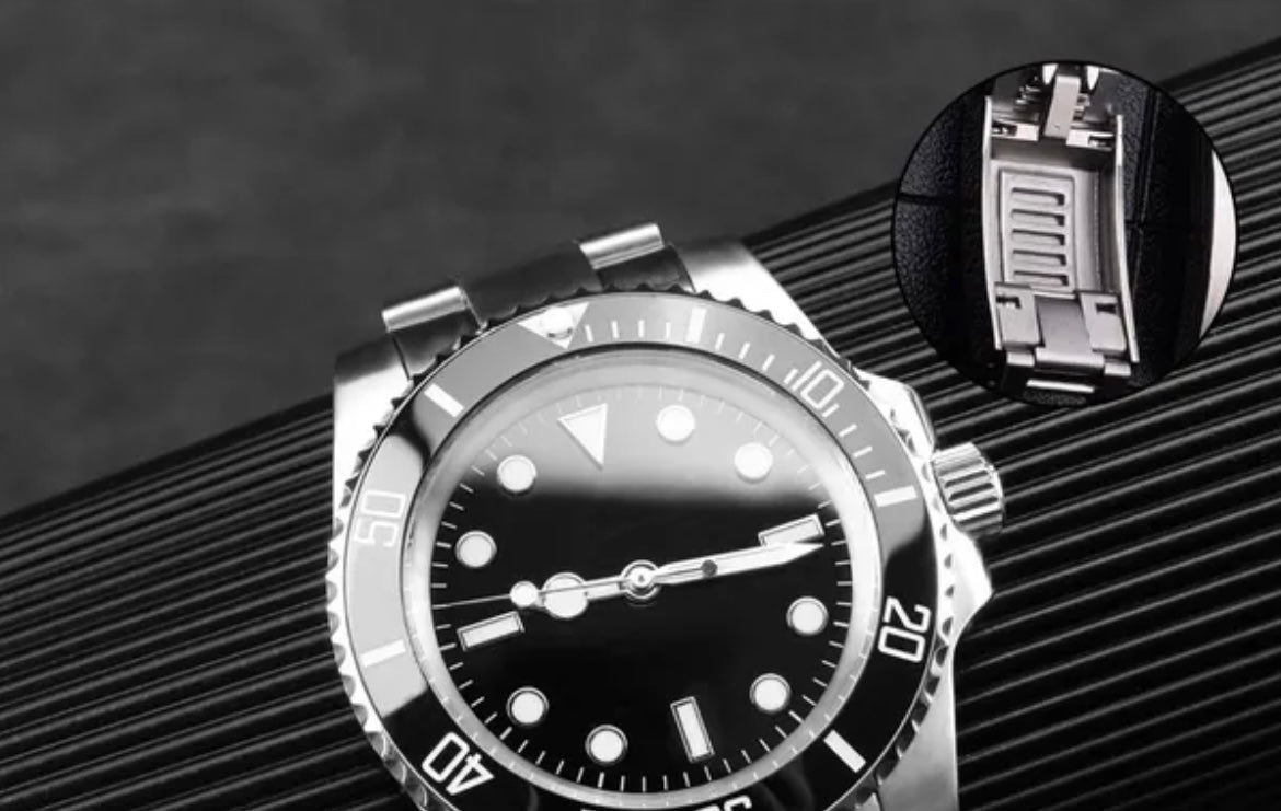 Sea Dweller Black dial black bezel 44mm Automatic Movement Watch