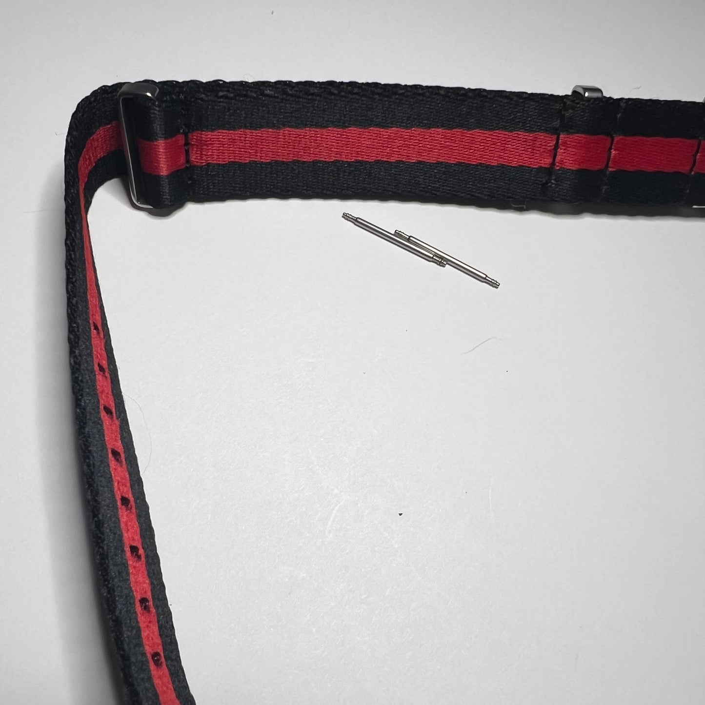 Red Navy wide Stripe 20mm Nylon NATO Strap