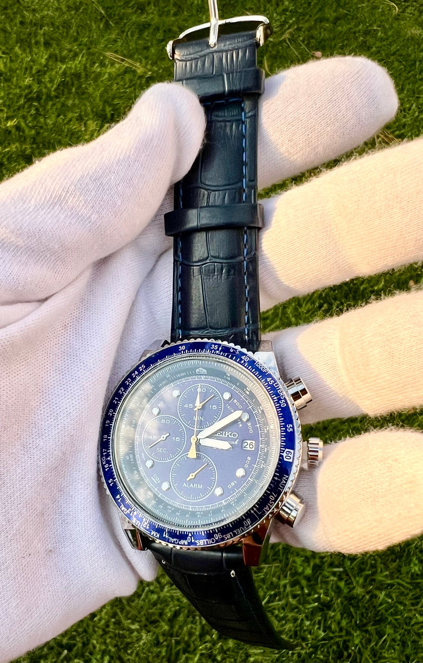 Seiko Chronograph Speedtimer 43mm Quartz Movement Black Dial Bezel Leather Watch