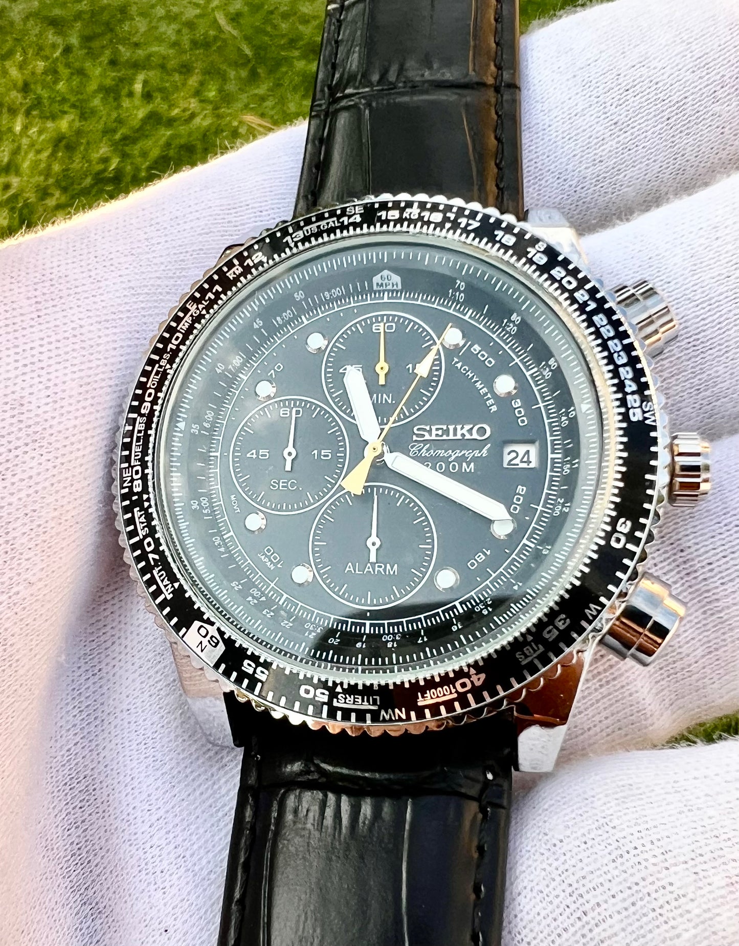 Seiko Chronograph Speedtimer 43mm Quartz Movement Black Dial Bezel Leather Watch