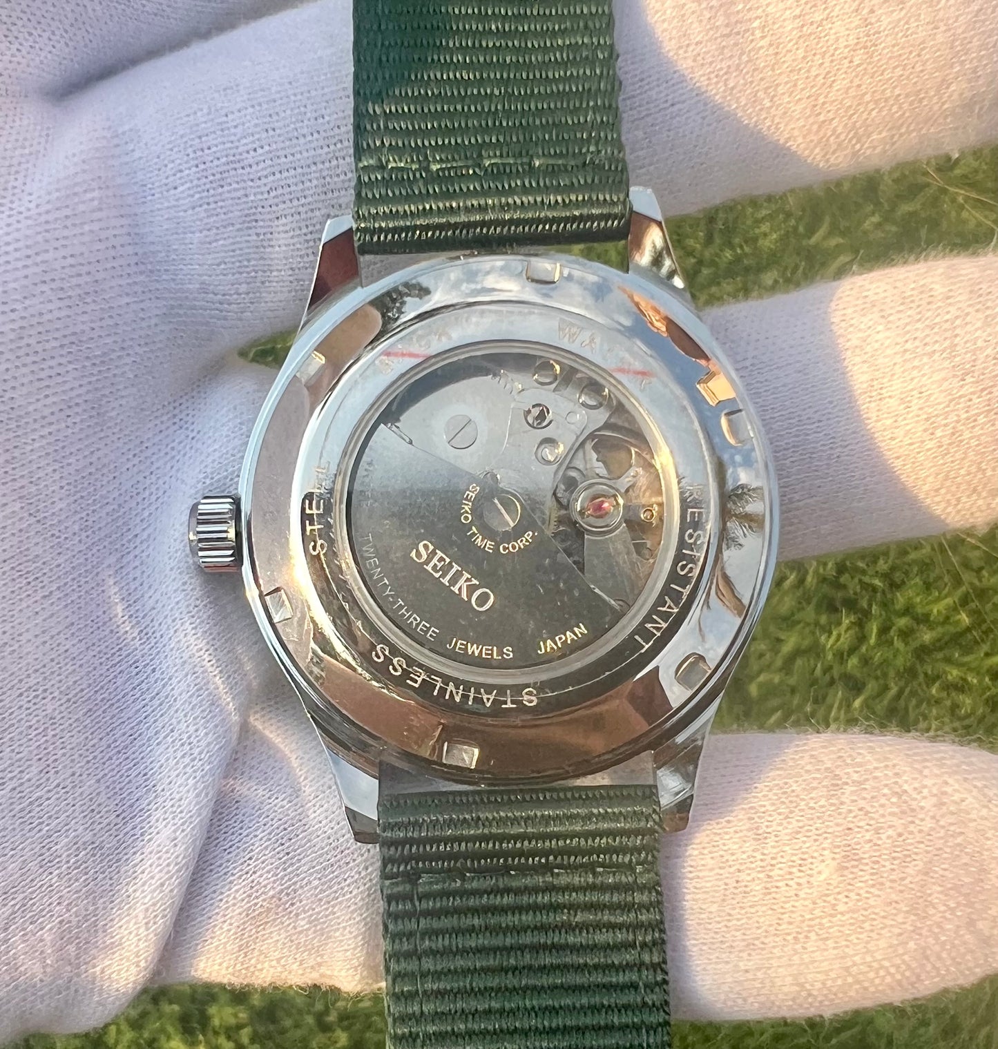 Seiko 5 Field Watch 40mm Automatic SNK809K2 Army Green NATO watch