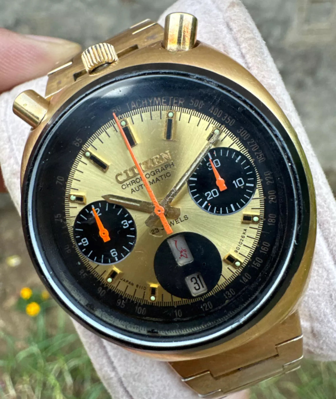 Rare Vintage Citizen Bullhead 67-9020 Chronograph Brad Pitt Gold Cal.8110 Automatic Watch