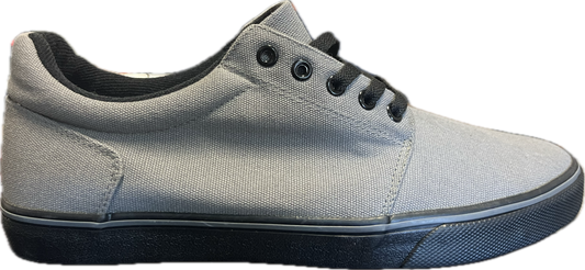BANNED Classic Skate Low Top Shoes