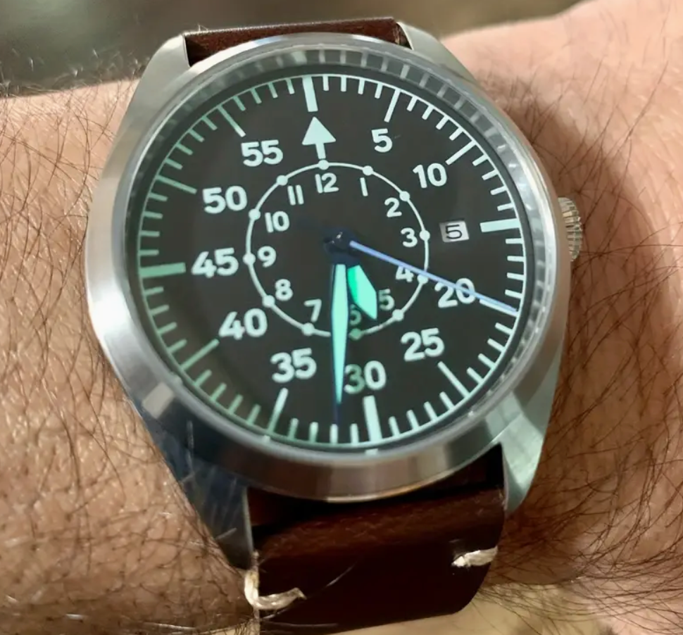 Steel Pilot Automatic Wristwatch Swiss design