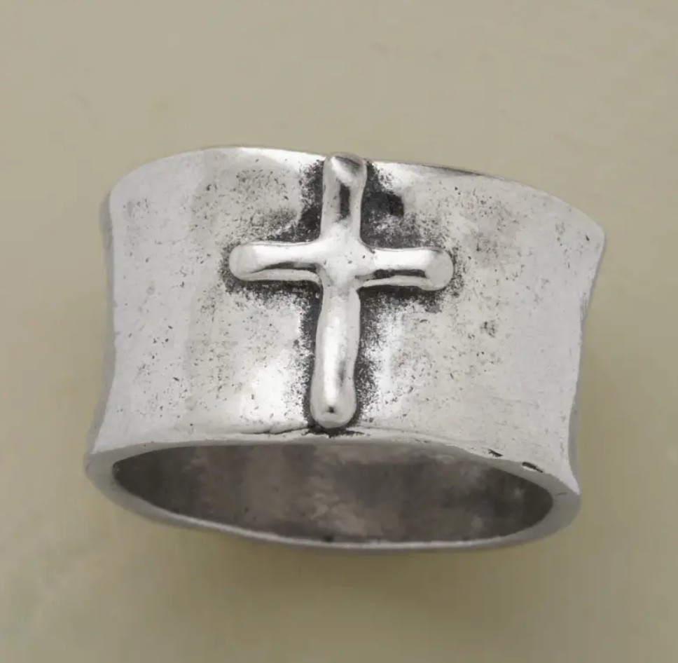 Cross vintage ring