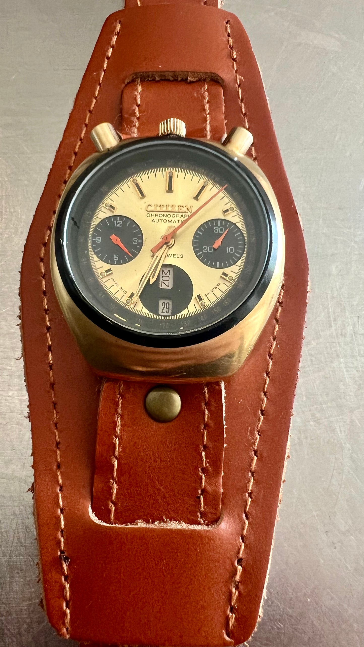 Citizen Tsuno Chrono bullhead "Once Upon A Time Hollywood" Red Monkey FS Wristwatch