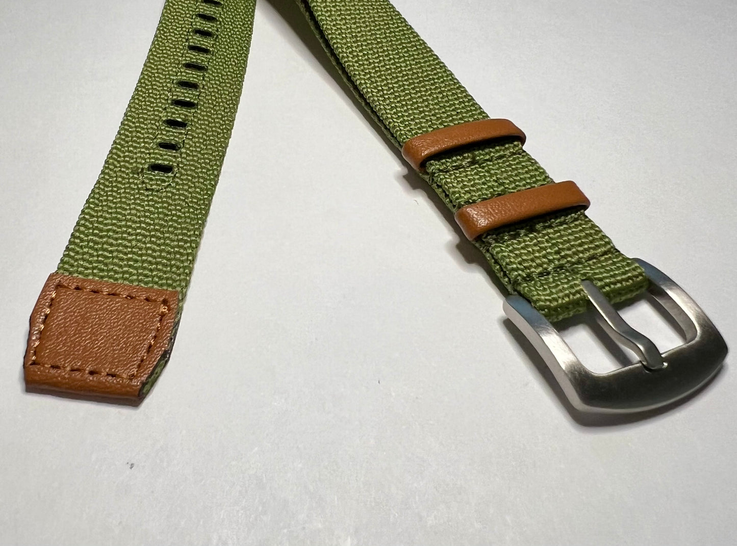Olive green & Leather 20mm Nylon NATO  Strap