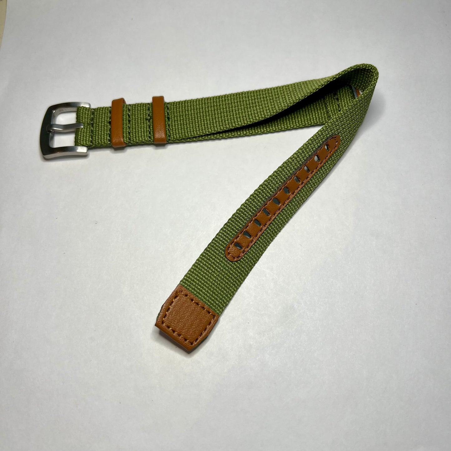 Olive green & Leather 20mm Nylon NATO  Strap