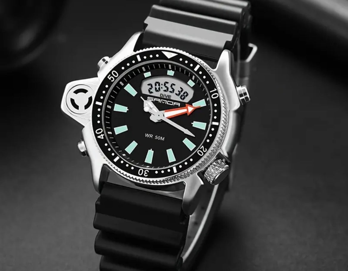 Multifuntion Dive 38mm Rubber Strap Watch