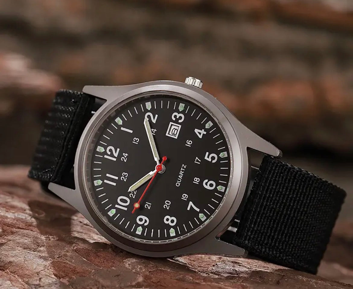 Field watch 40mm  NATO Strap Watch