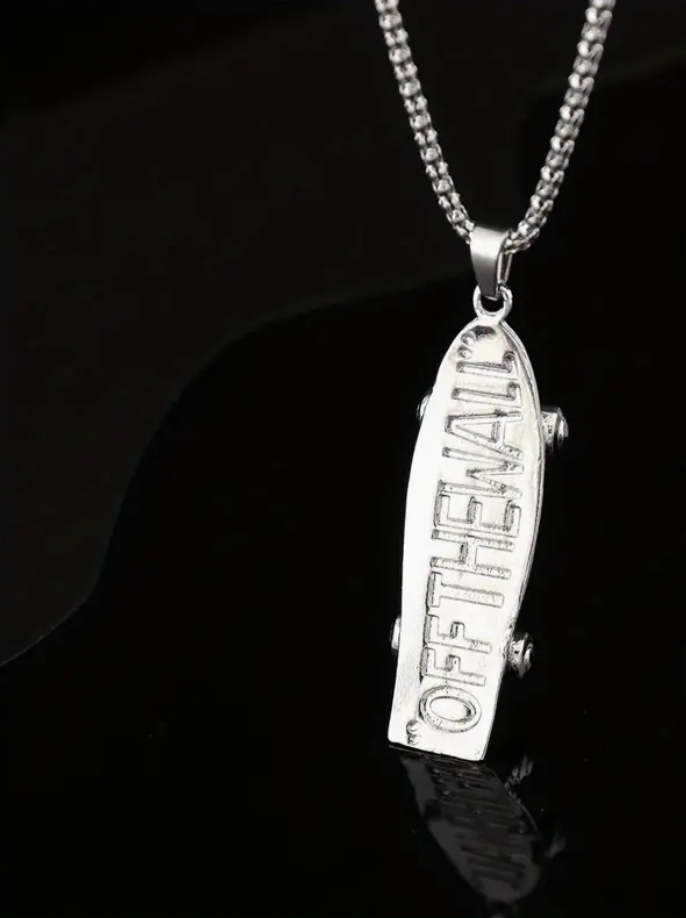 Off the Wall Necklace